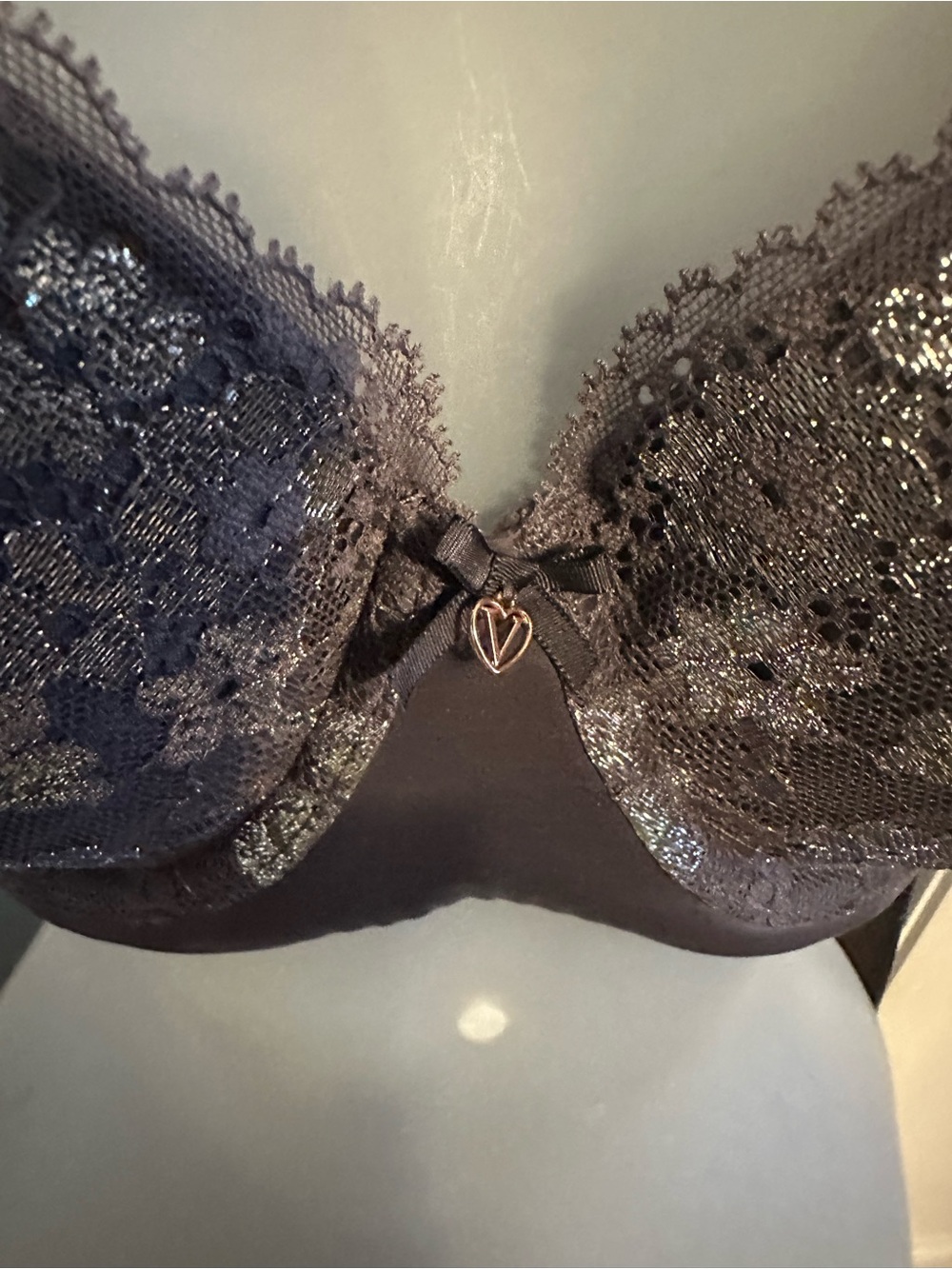 Victoria secret lacy 36B bra